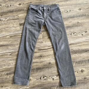 Classic pair of charcoal grey stretchy skinny Levi jeans.